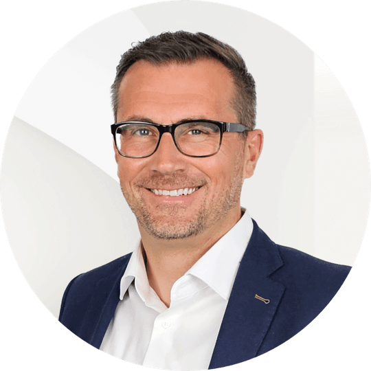 Portrait photo of Christian Palis