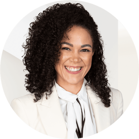 Portrait photo of Larissa Nettersheim