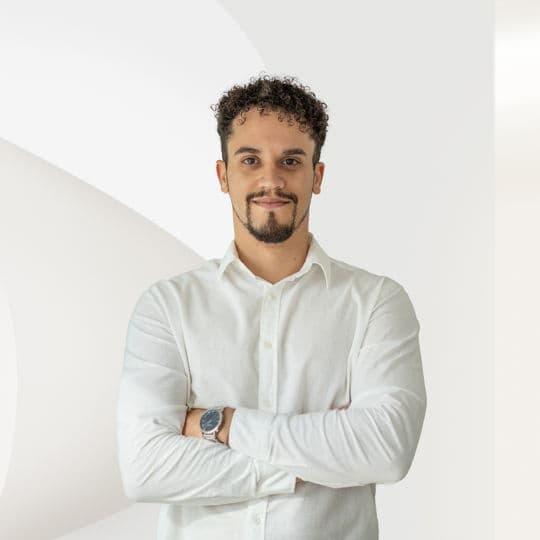 Portrait photo of Mateo García