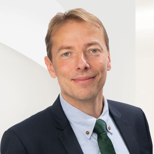 Portrait photo of Christian Wüst