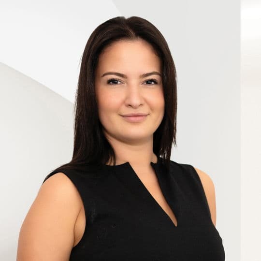 Porträtfoto von Arta Ferizi