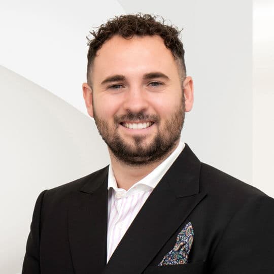 Portrait photo of Alexander Scott