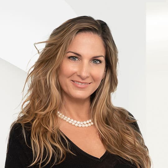 Porträtfoto von Jenn Bryndal