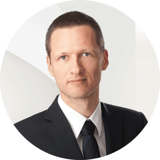 Portrait photo of Gerrit Stönner