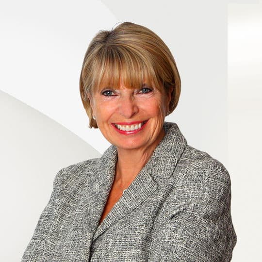 Porträtfoto von Maggi Thornhill