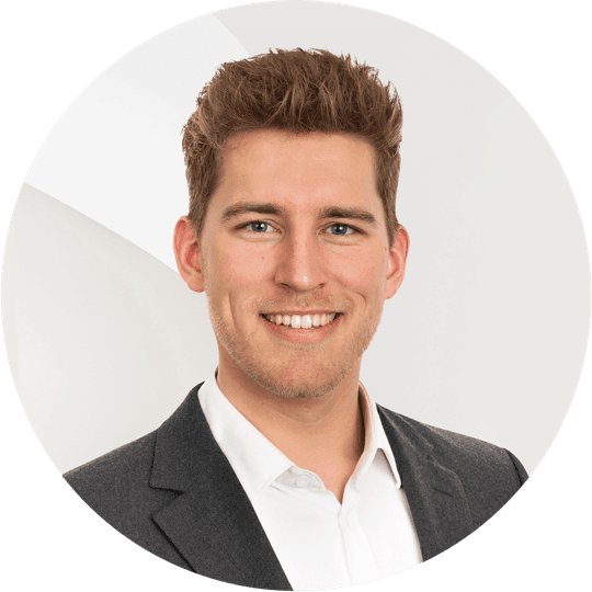 Portrait photo of Louis Koecher-Schulz