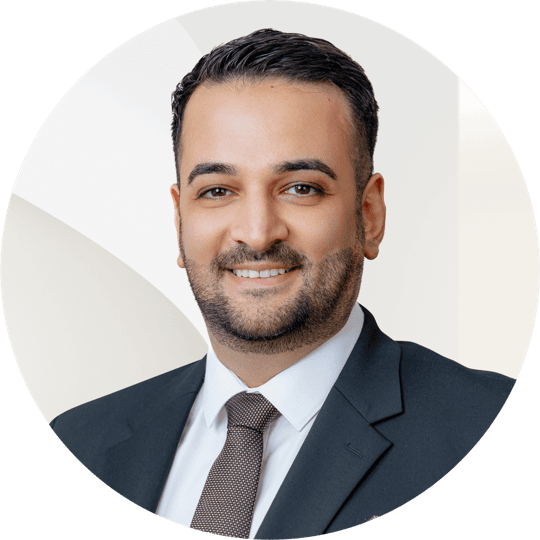 Portrait photo of Milad Piri