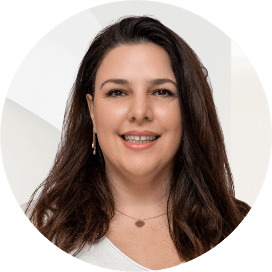 Porträtfoto von Kelly Litsa