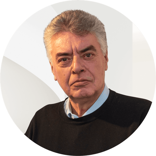 Portrait photo of Antonis Rizos