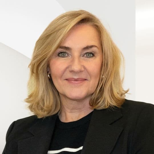 Portrait photo of Tanja Beyrau