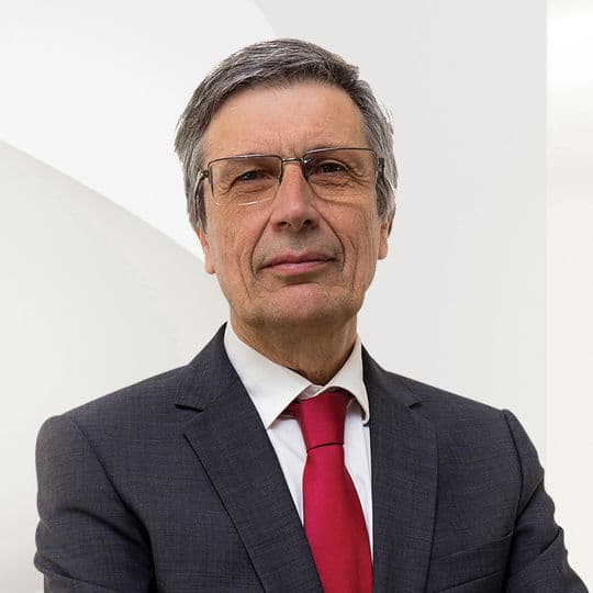 Porträtfoto von Luis Santos