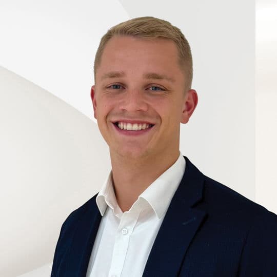 Portrait photo of Till Rotthaus