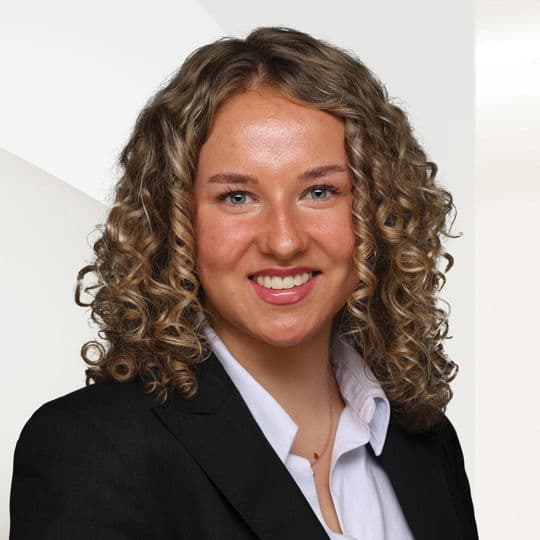 Portrait photo of Lia Gausepohl