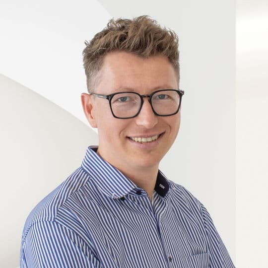 Portrait photo of Markus Müller