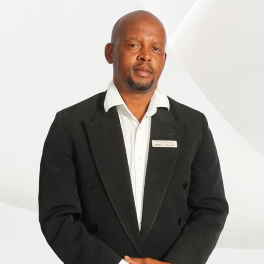 Portrait photo of Meshack Mphapang