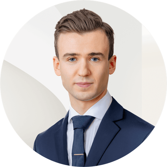 Portrait photo of Andres Popescu