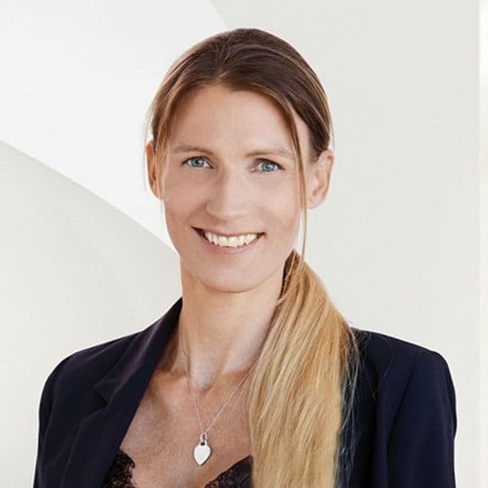 Portrait photo of Sandra Renken