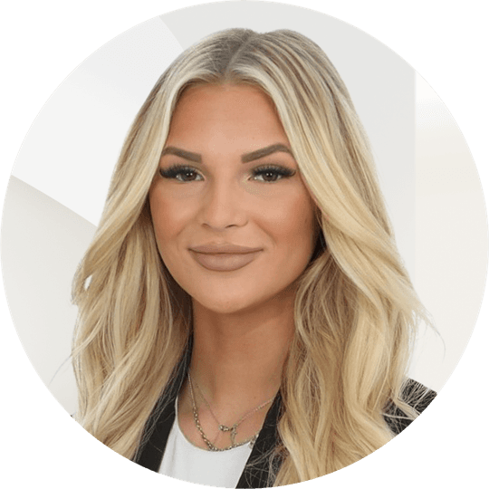 Portrait photo of Vivien Beuter