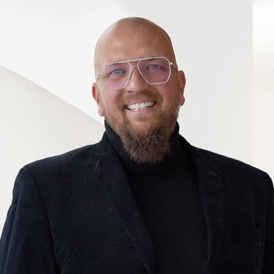 Portrait photo of Keven Zindler