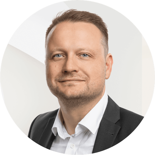 Portrait photo of Thomas Merzbacher