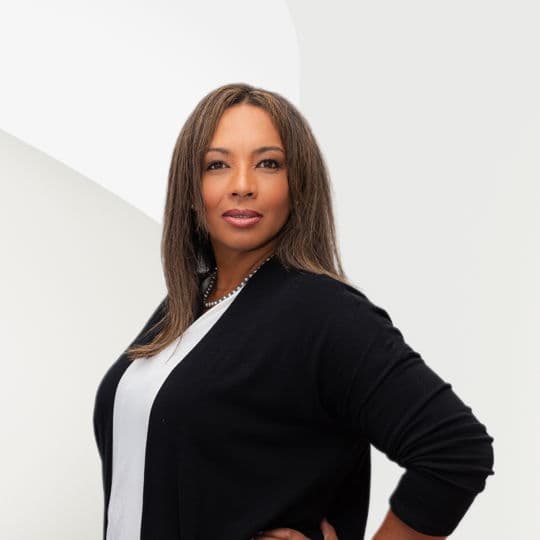 Portrait photo of Karen Theunissen