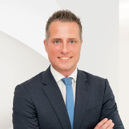 Portrait photo of Sven Pohl