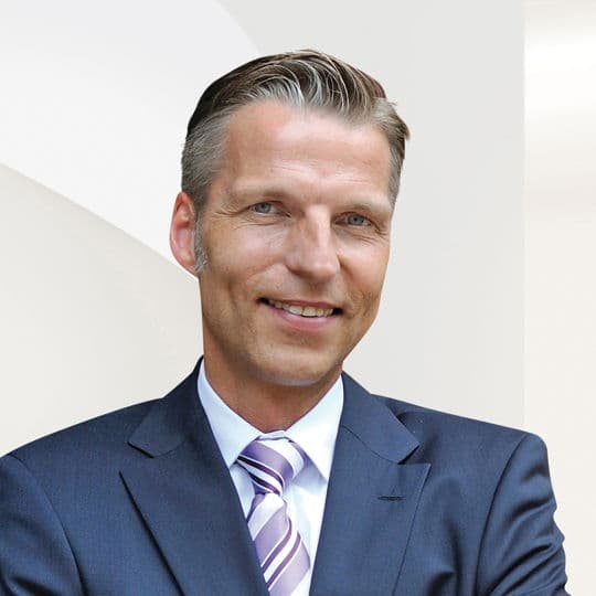 Portrait photo of Jan Meyer-Sach