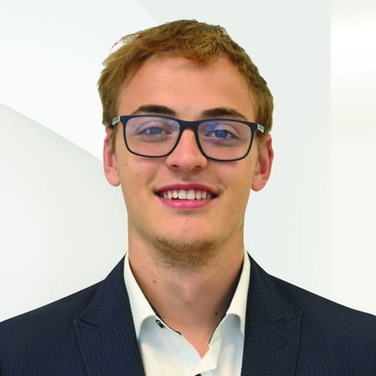 Portrait photo of Florian Unmuth