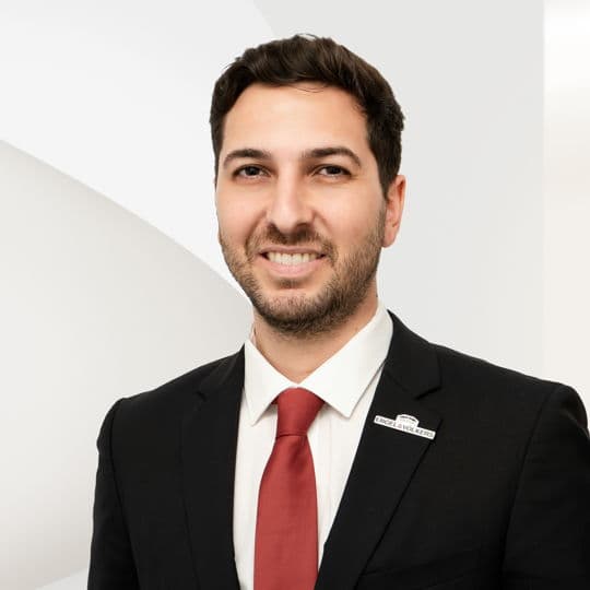 Porträtfoto von Sinan Kul