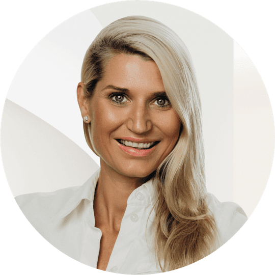 Portrait photo of Anke Mainka