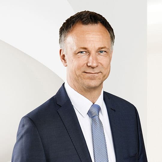 Portrait photo of Sascha Kleinen