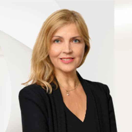 Portrait photo of Katarina Gudbjoernsson