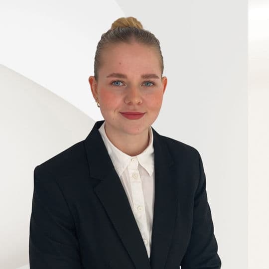 Portrait photo of Sandra Sitz