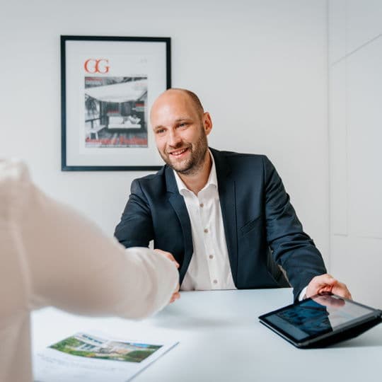 Portrait photo of Steffen Conze