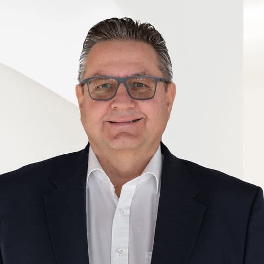 Portrait photo of Günter Fischer