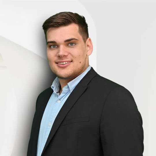 Portrait photo of Felix Lindemann