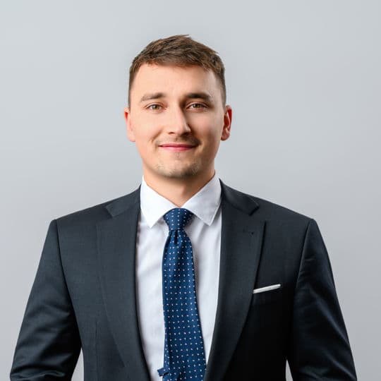 Portrait photo of Elias Popp