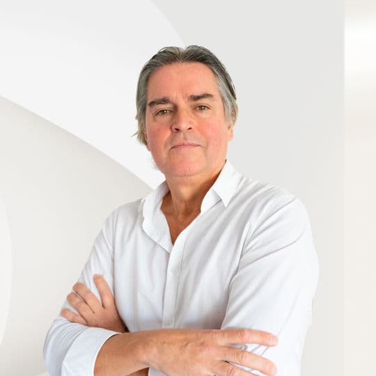 Foto de retrato de Pablo Hontou