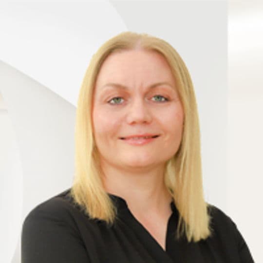 Portrait photo of Katharina Ramisch