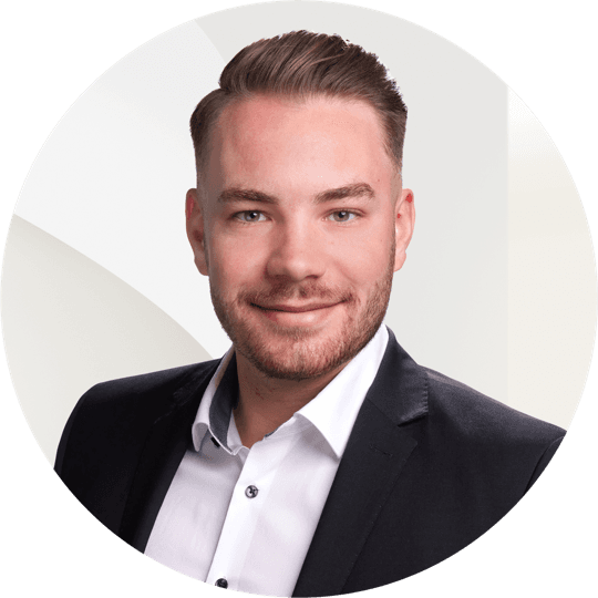 Portrait photo of Anton Welzel