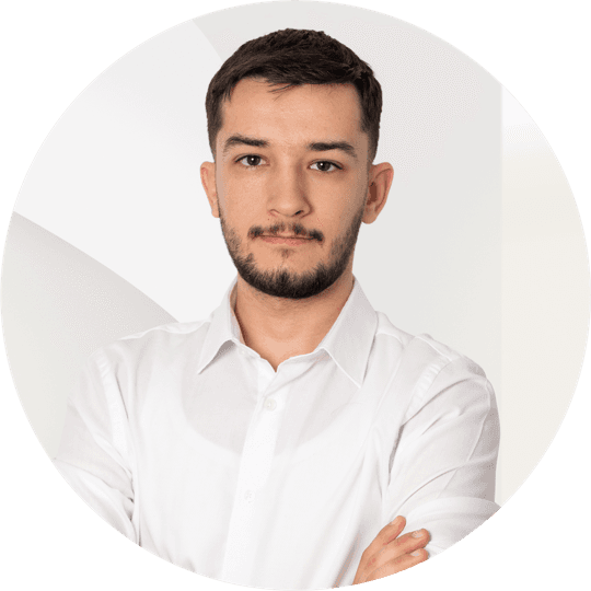 Portrait photo of Fabian Caushi