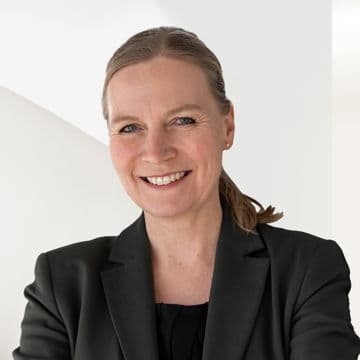 Portrait photo of Anja Farke