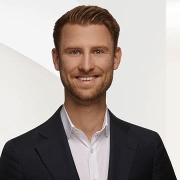 Portrait photo of Samuel Dick