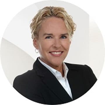 Portrait photo of Monika Lumnitzer