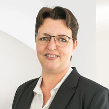 Portrait photo of Kathrin Held-Rump