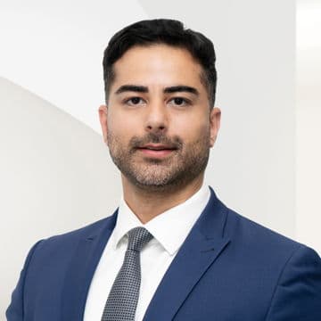 Portrait photo of Armin Massierer