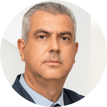 Φωτογραφία πορτρέτου του Nikos Plianos