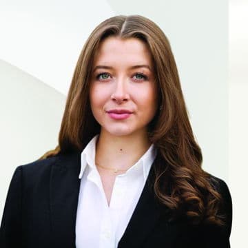 Portrait photo of Xenia Häring