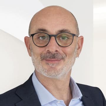 Portrait photo of Luca Guarneri