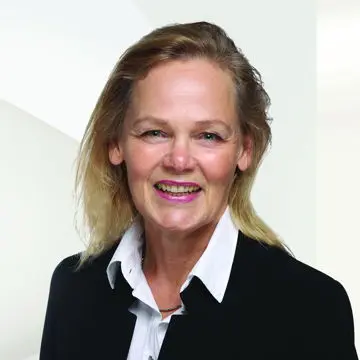 Portrait photo of Astrid Gausmann
